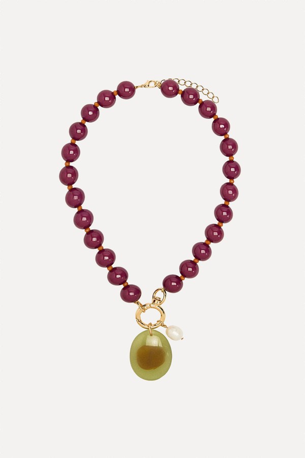 Short Necklace With Beads & Oval Pendant