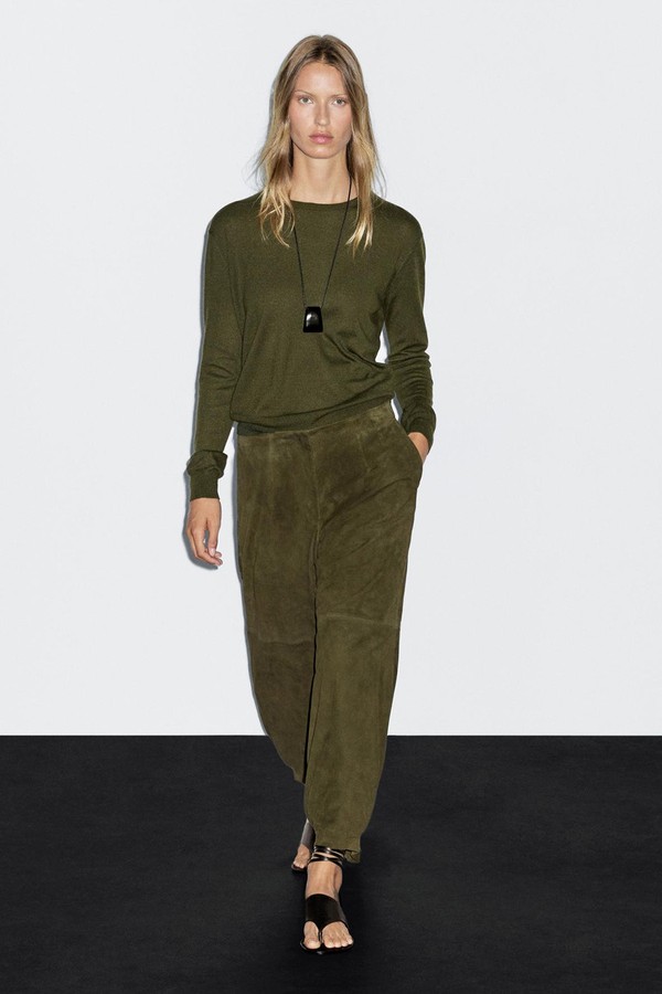 Wool Blend Knit Sweater With Crew Neck