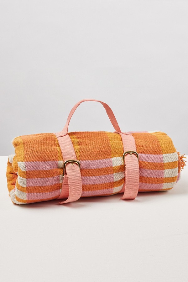 Pikiniki Cotton Picnic Blanket from Oliver Bonas