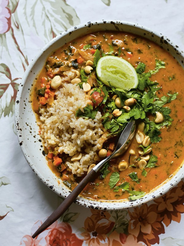 Peanut Stew with Spinach & Miso