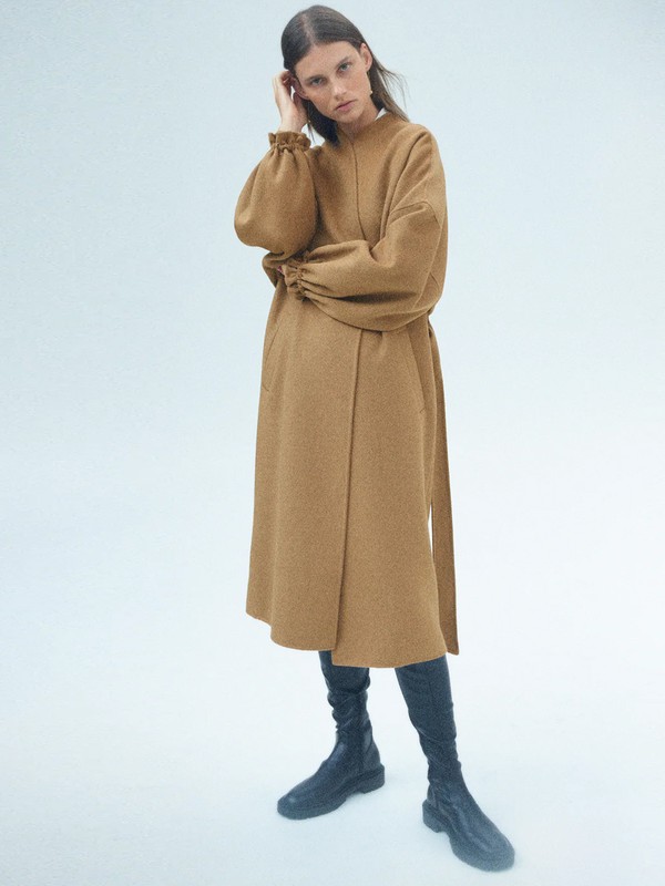 Debit Vs Credit: How To Style White & Camel