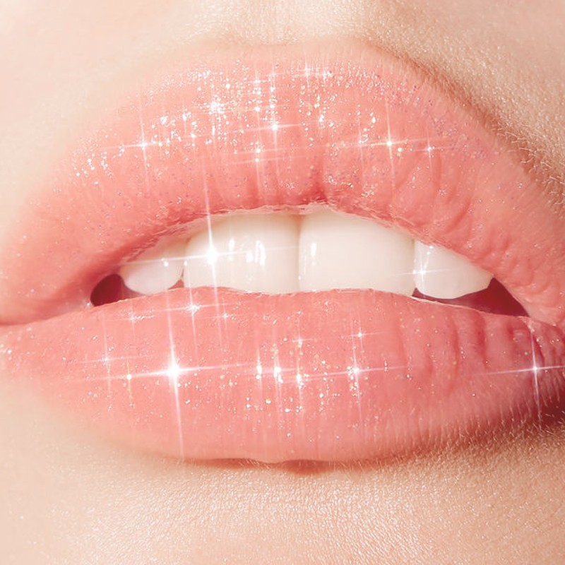 Does Lip Balm Actually Work? SL Weighs In