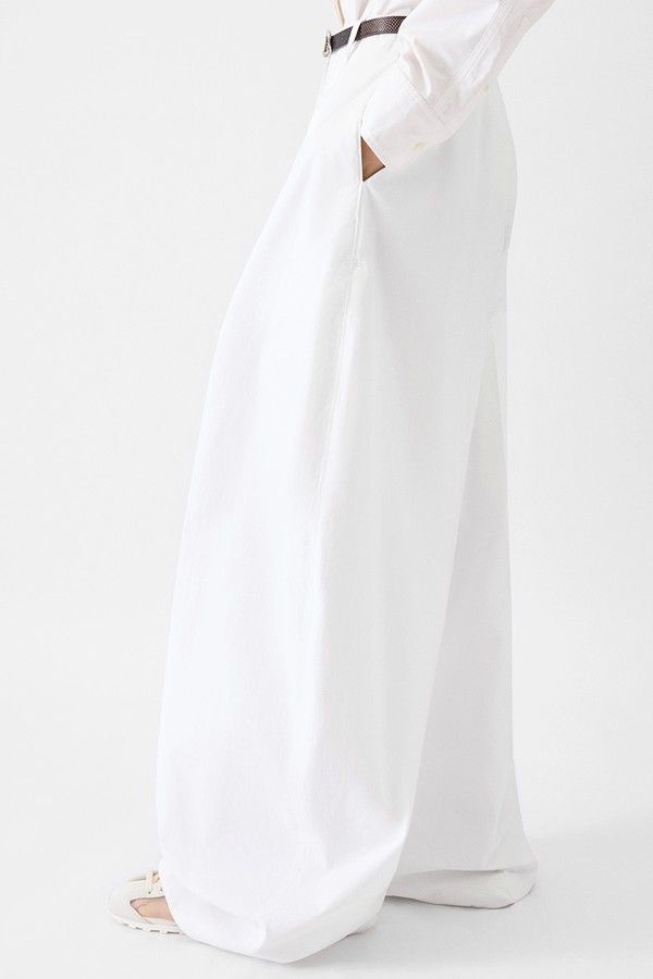 The Wide Ovalo Pants from Jacquemus