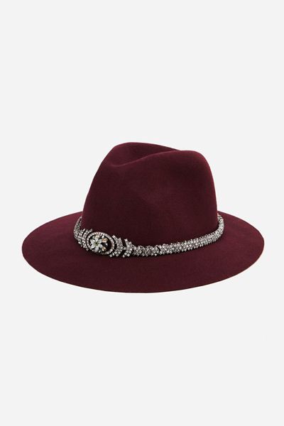 Bejewelled Hat from Uterque