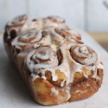 Cinnamon Tear & Share Loaf