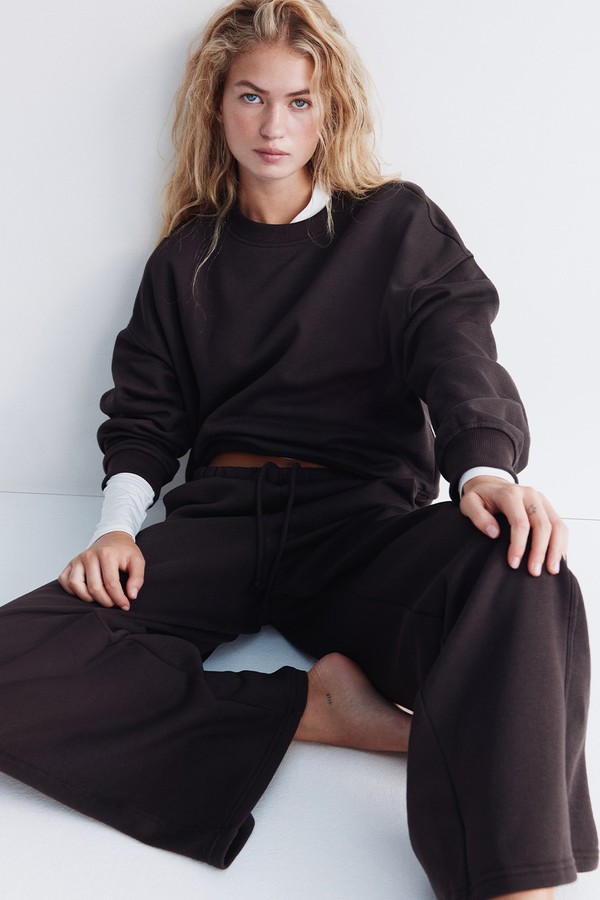 2-Piece Sweatshirt & Joggers Set from H&M