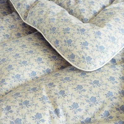 Blue Roses Eiderdown from Dearest Violet