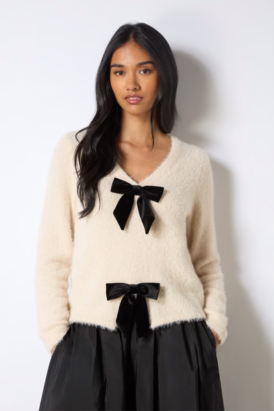 Bow Front Sparkly V-Neck Jumper from Ro&Zo