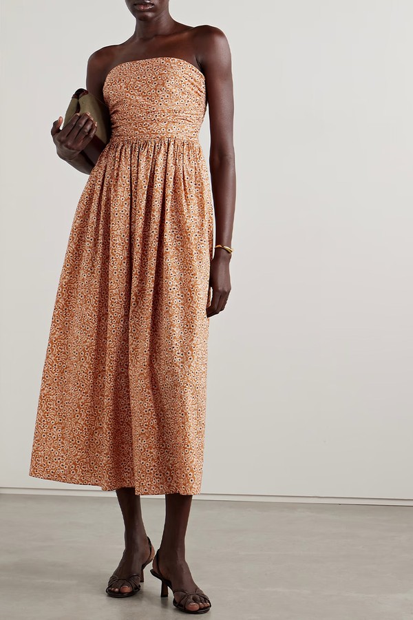 Strapless Floral-Print Gathered Organic Cotton-Poplin Midi Dress from Matteau