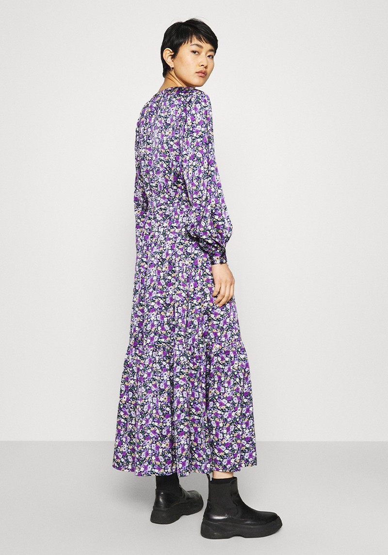 Cruise Dress from Résumé