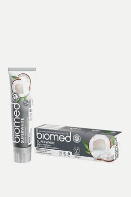 Superwhite 97% Natural Whitening Toothpaste | Enamel Strengthening | Coconut Flavour, Vegan, SLES Free 100g