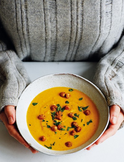 Spicy Carrot & Chickpea Soup