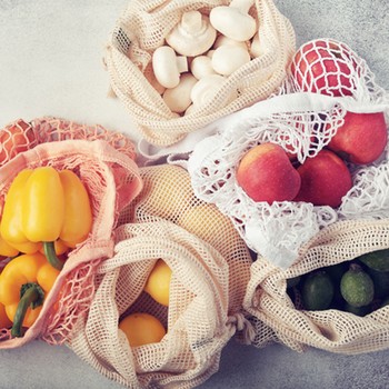 6 Ways To Use Less Plastic In The Kitchen