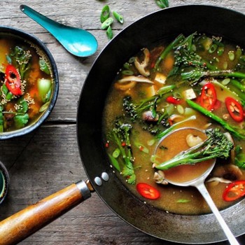 Tenderstem Broccoli & Tofu Miso Broth