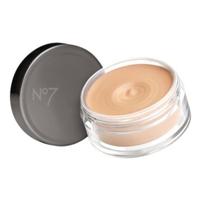 Beautifully Matte Mousse Foundation from No 7