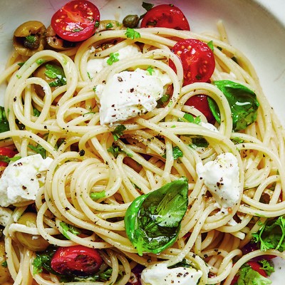 Pasta With ‘Raw Sauce’