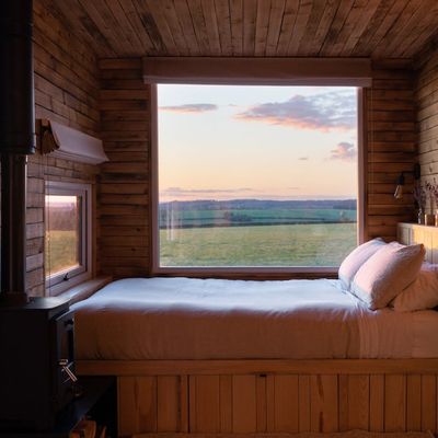 11 Cool & Quirky Airbnbs In The UK 