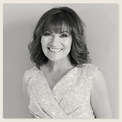 Chapters In My Life: Lorraine Kelly