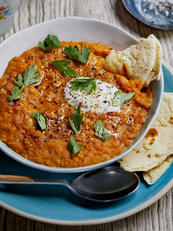 Tomato Dahl With Flatbreads 