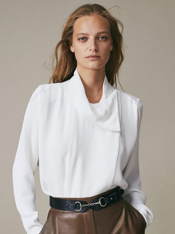 Roll Neck Jacquard Blouse