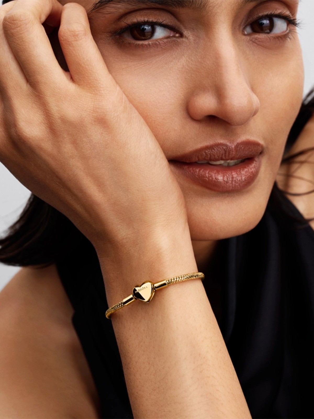 Heart Clasp Faceted Snake Chain Bracelet