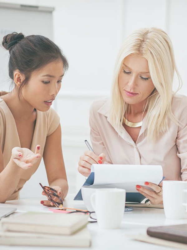 Women Who Wear Make-Up To Work Get Paid More