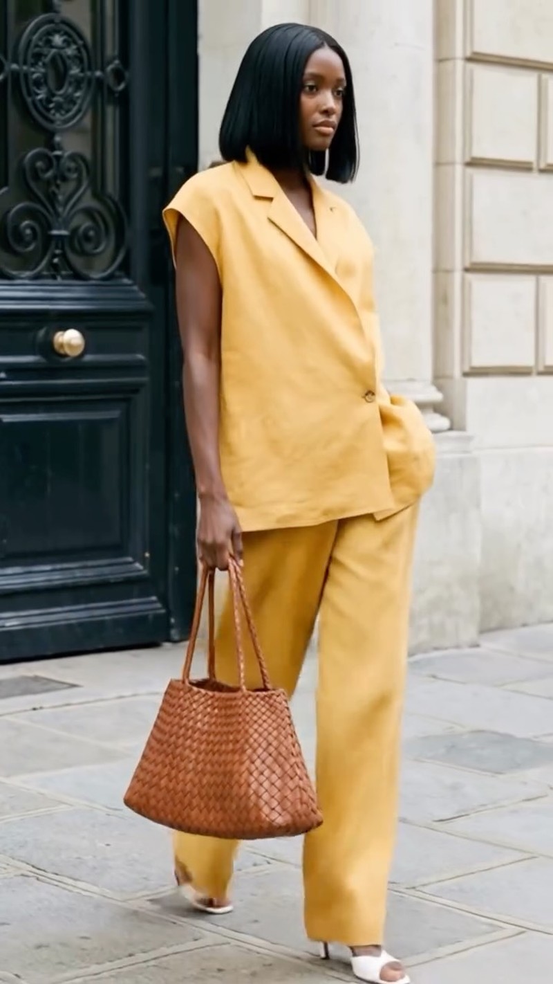 This MEGA butter yellow co-ord is one to save for spring office inspiration. Head to stories to shop the look…

This image was created using AI tools.