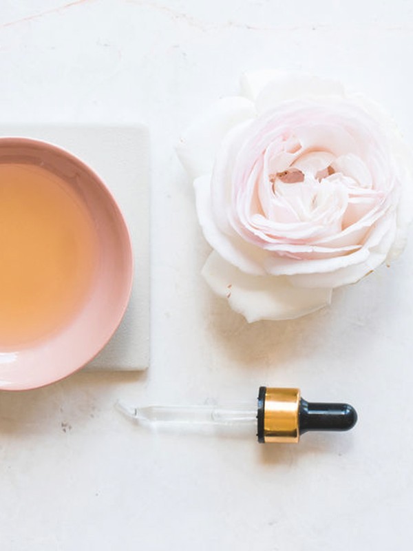 5 Key Benefits Of Skin Loving Rosehip Oil