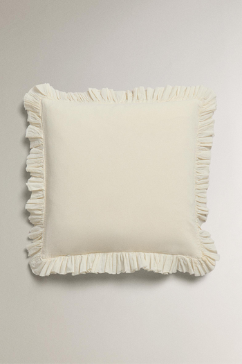 Cushion Cover With Pleated Ruffle