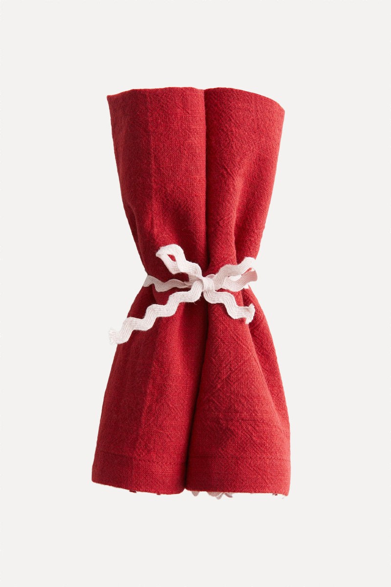 Set Of 2 Scalloped-Edge Napkins from H&M