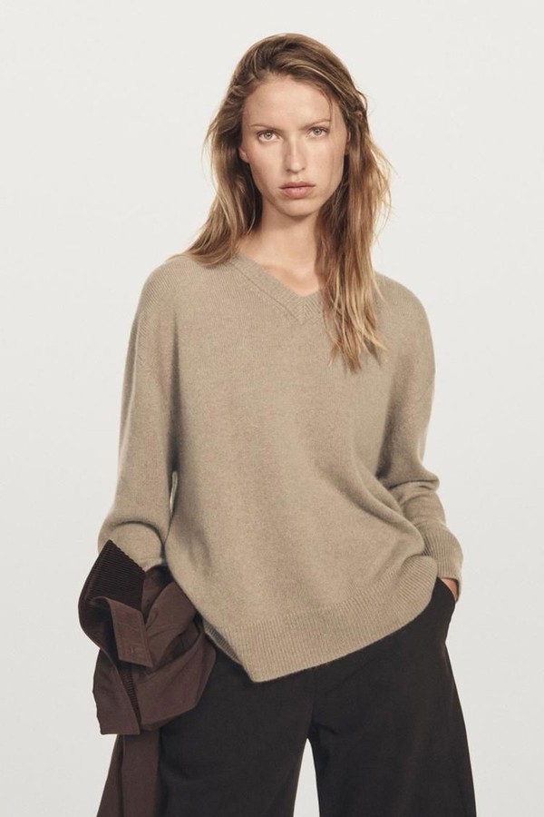 Knit 100% Cashmere V-Neck Sweater from Massimo Dutti