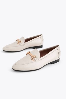 Leather Loafers With Chain Link from Uterque