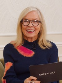 Menopause Nutrition & The Small Joys We’re Loving Right Now