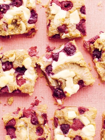 White Chocolate & Raspberry Blondies