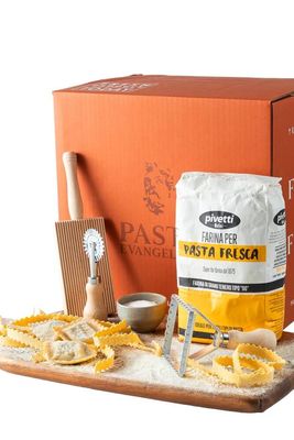 Pasta Evangelists Classic Pasta Making Kit