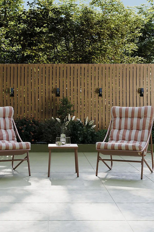 Stripe Cushion Bistro Set