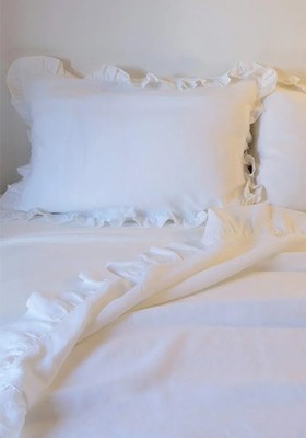 The Ruffled Casita Linen Pillowslips Set