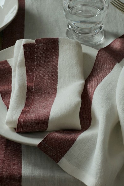 Set Of 2 Linen Napkins from  Layered Lounge