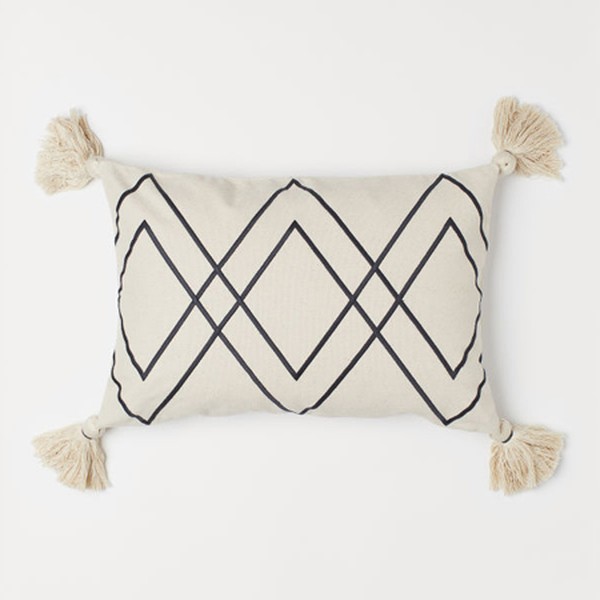 Tasselled Cushion Cover