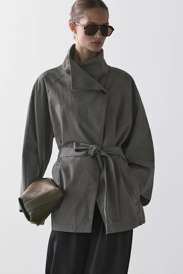 Short Cotton Blend Trench Coat With Belt from Massimo Dutti
