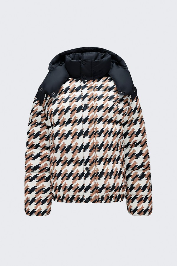 Houndstooth Moment Puffer from Perfect Moment