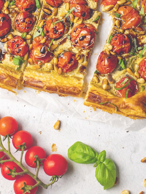 Fresh Tomato Tart With Balsamic Glaze