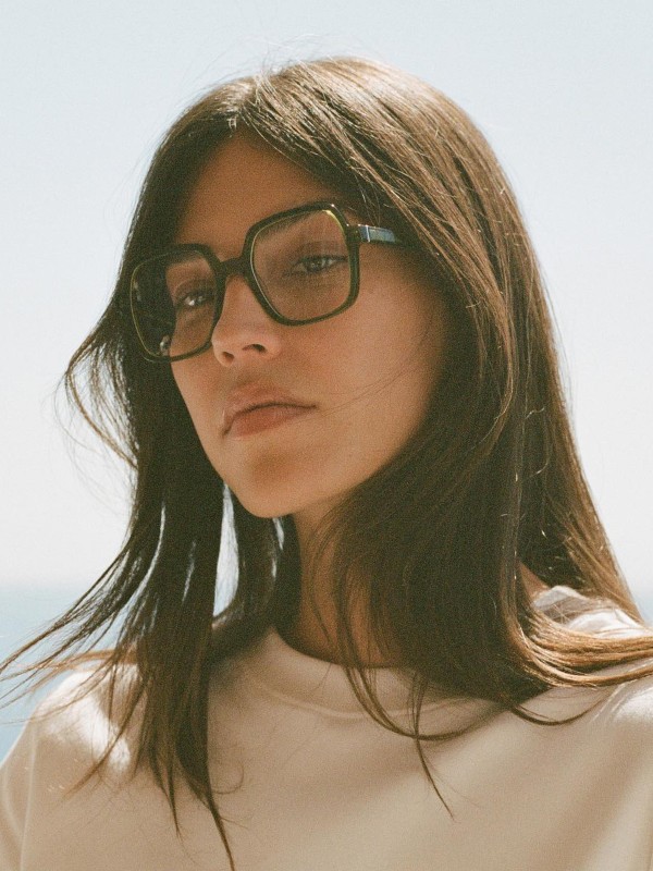 3 Eyewear Trends Fashion Girls Are Loving