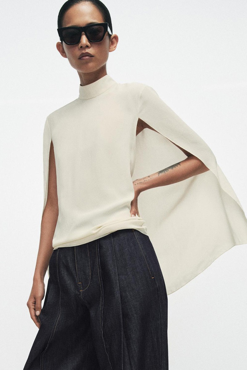 Cape Shirt With Vents