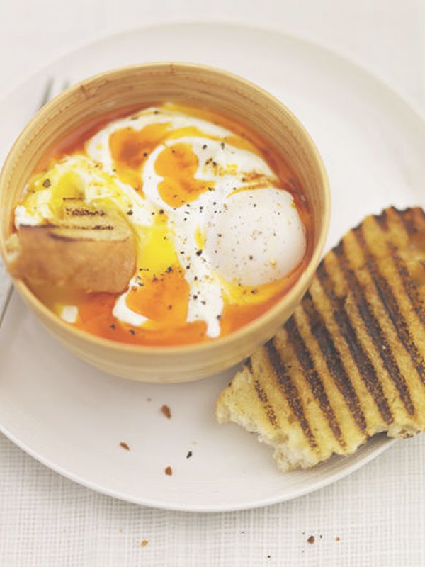Five-Minute Turkish Eggs With Toast
