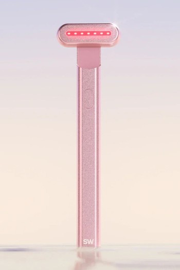 4-In-1 Skincare Wand from Solawave