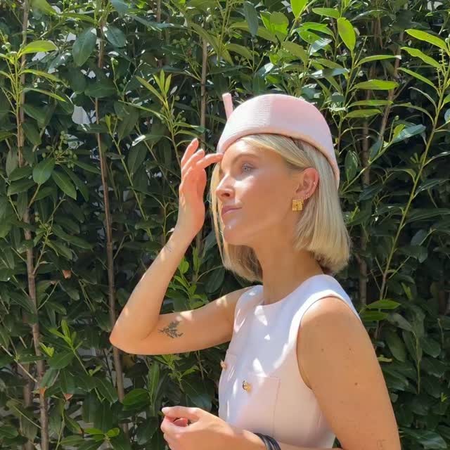 AD POV: When the @luluguinness bag is the moment...