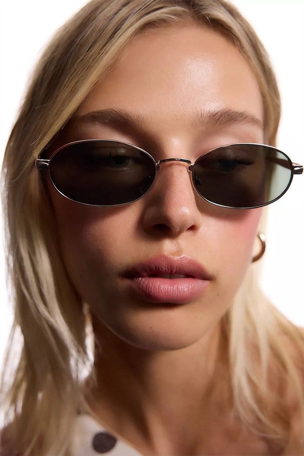 Gwyn Metal Oval Sunglasses from Urban Outfitters