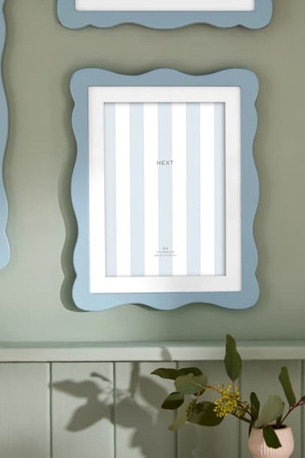 Wavy Wooden Photo Frame