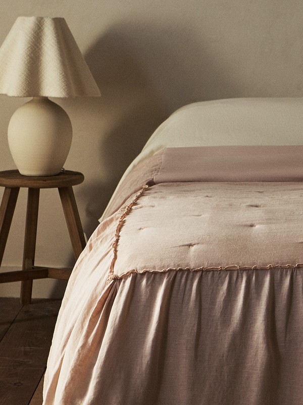 Our Favourite Winter Quilts & Bedpsreads